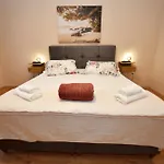 Didova Kuca * 자다르